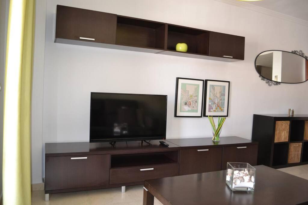 Precioso Apartamento En Primera Linea De Playa En Caleta de Vélez Exterior foto